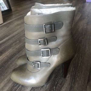 Gianni Bini booties